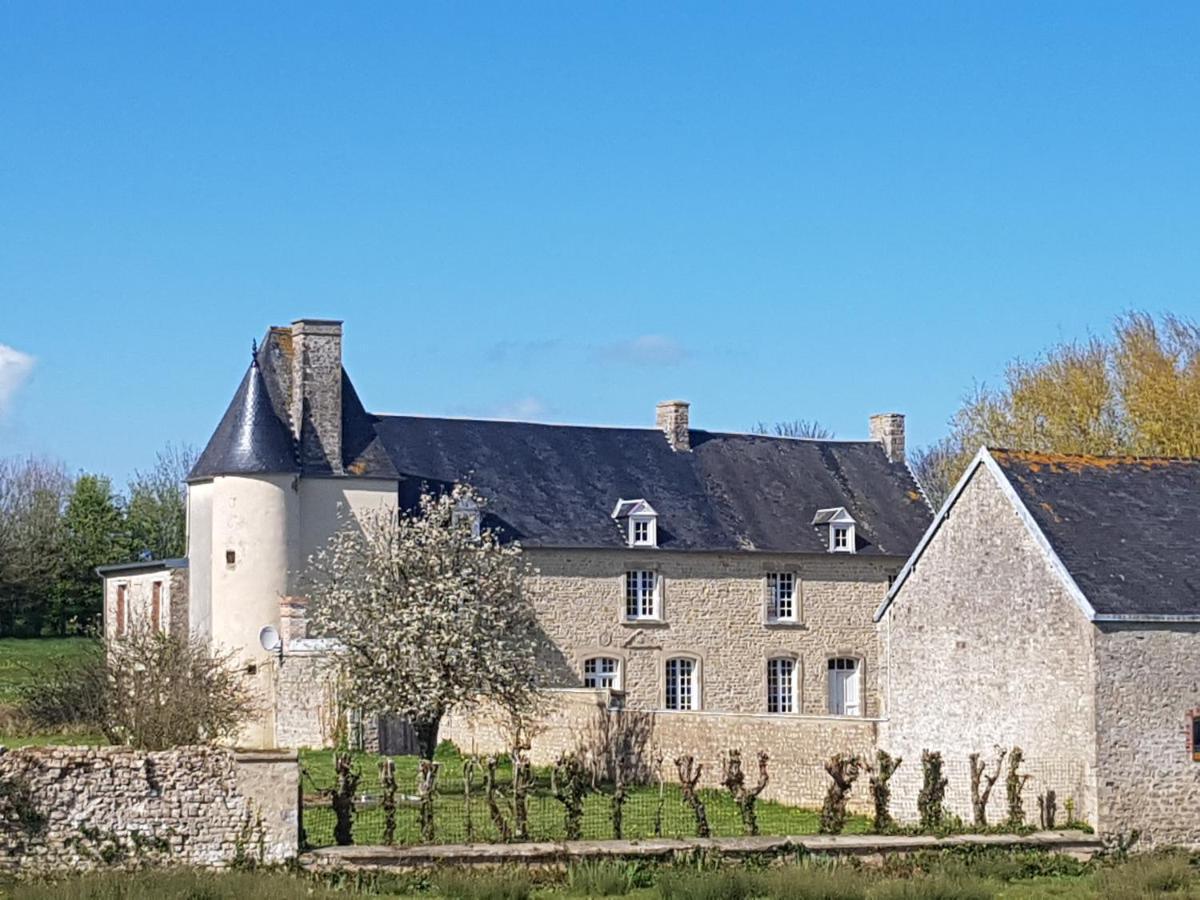 Manoir De Pierreville Audouville-la-Hubert Екстериор снимка