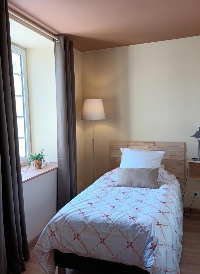 Manoir De Pierreville Audouville-la-Hubert Екстериор снимка